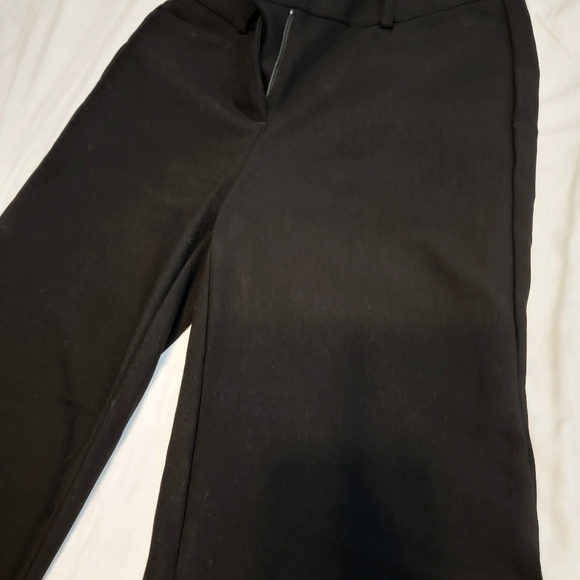 Black trousers - Picture 2 of 4